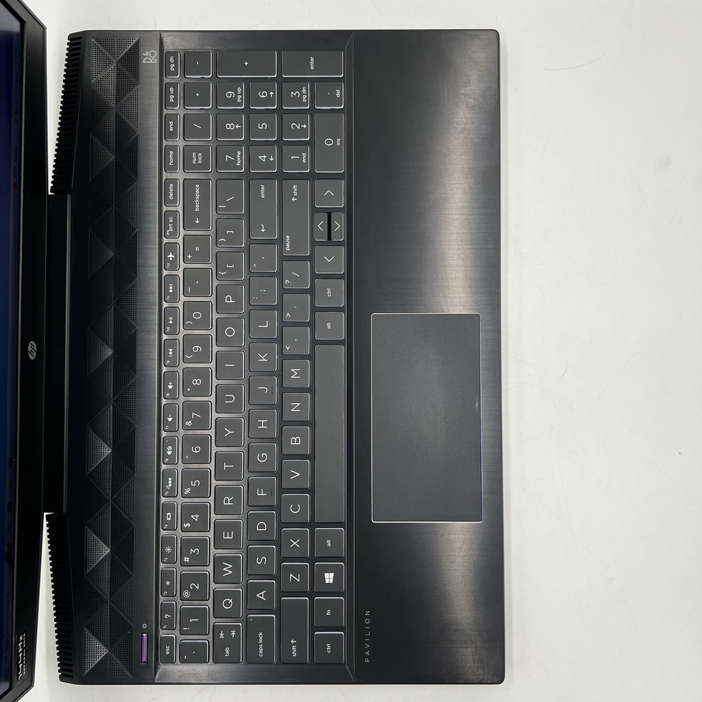 Ordinateur portable de jeu d'occasion HP Pavilion Core i7 8750H 8ème génération 16 Go DDR4 RAM 128 Go Nvme + 1 To HDD GTX 1060 & MAX -Q Design 3 Go Ded VGA 15,6 pouces écran 144 Hz-Noir