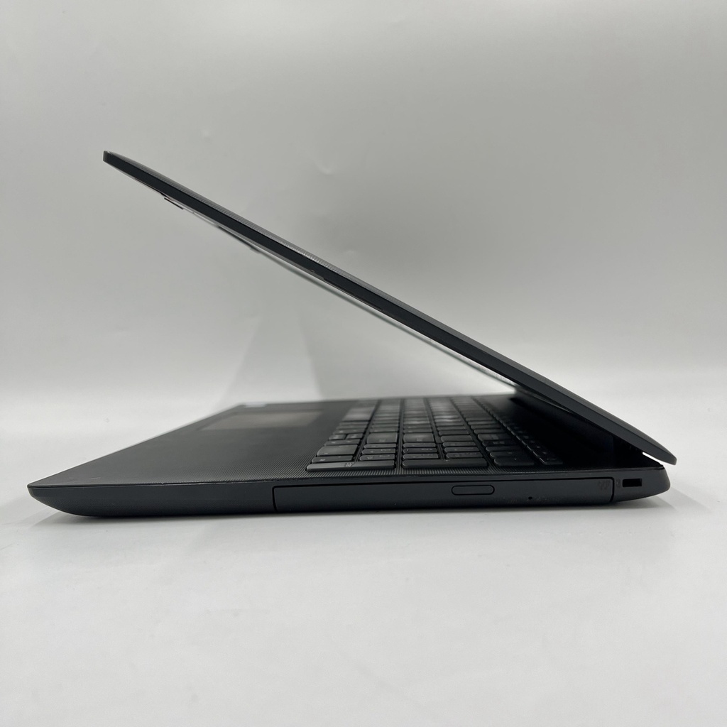 Ordinateur portable d'occasion Lenovo Ideapad 130-15IBK Core i5 8250U 8Th Gen 8 Go DDR4 RAM 240 Go SSD Nvidia MX110 2 Go Ded VGA 15,6 pouces FHD Écran-GRIS