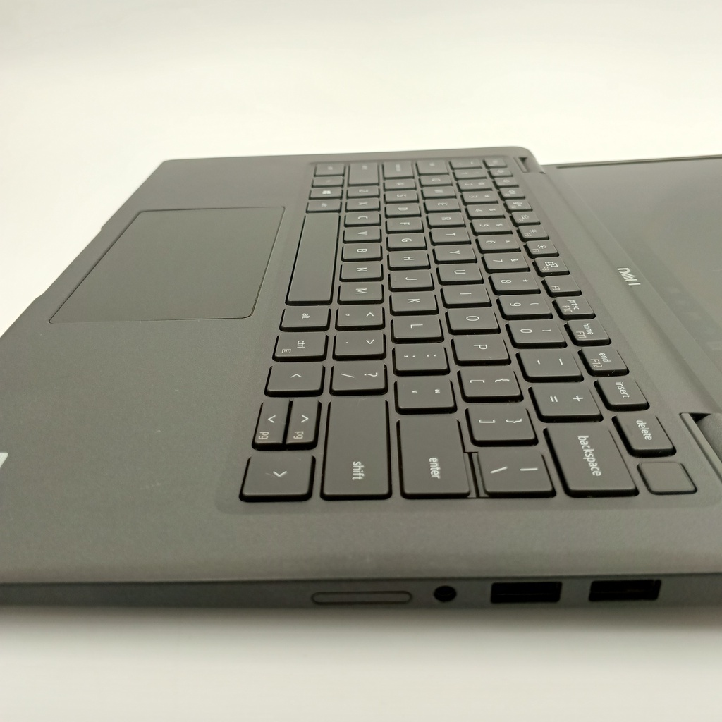 Ordinateur portable d'occasion Dell Latitude 7410 Core i5 10310U 10e génération 16 Go de RAM DDR4 512 Go Nvme Intel UHD VGA Écran FHD 14,1 pouces - Noir