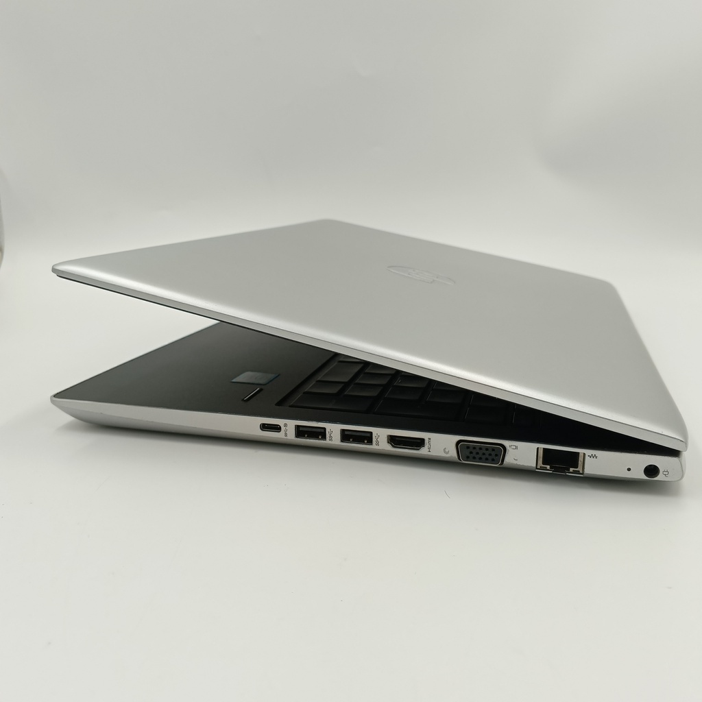 Ordinateur portable d'occasion HP ProBook 450 G5 Core i7 8565U 8ème génération 8 Go de RAM DDR4 256 Go Nvme Intel UHD 620 VGA partagé Écran HD 15,6 pouces - Argent