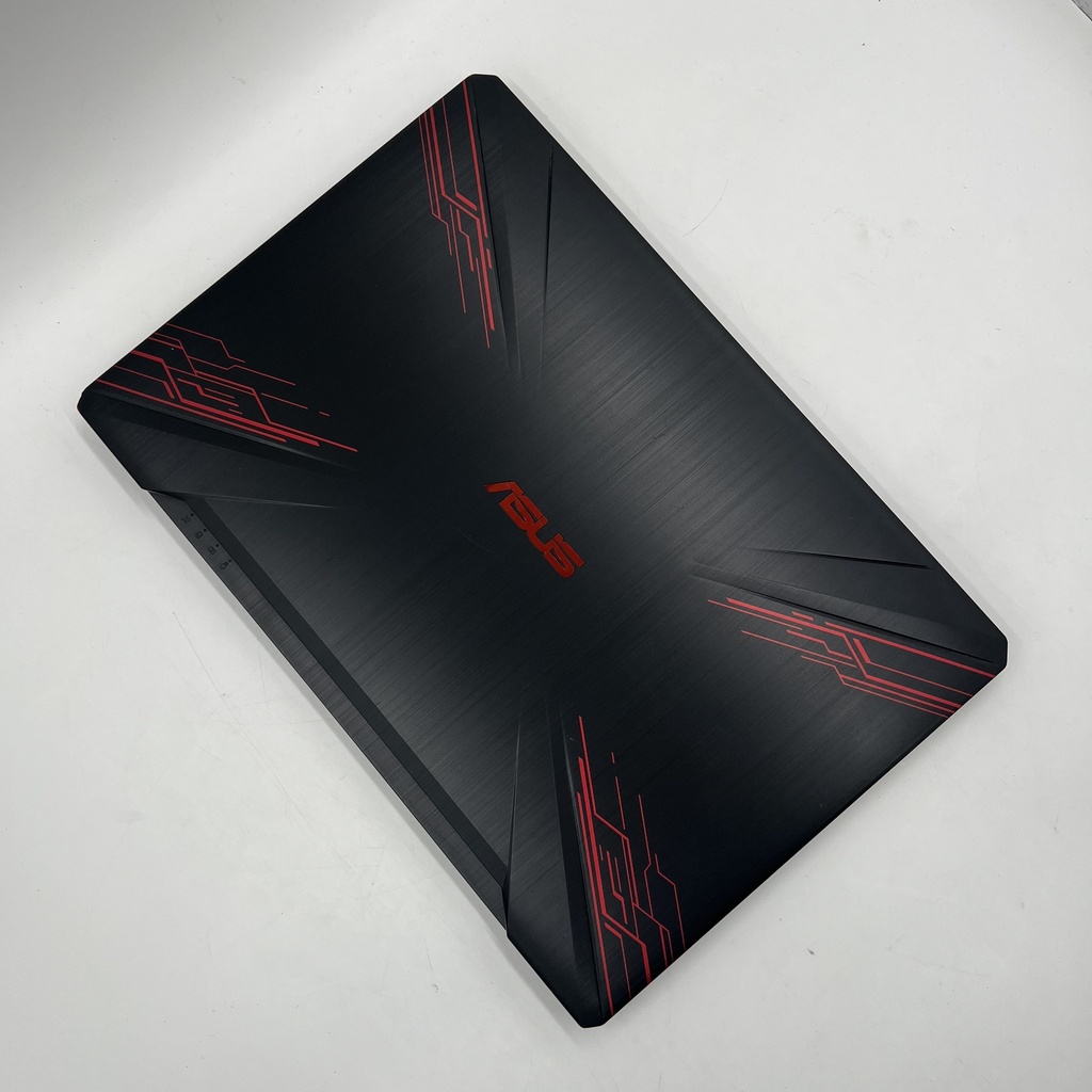 Ordinateur portable d'occasion Gaming Asus TUF FX80GD Core i7 8750H 8Th Gen 16 Go DDR4 RAM 128 Go NVME 1 To HDD NIVIDIA GTX 1050 4 Go Ded VGA 15,6 pouces FHD 60 Hz Écran